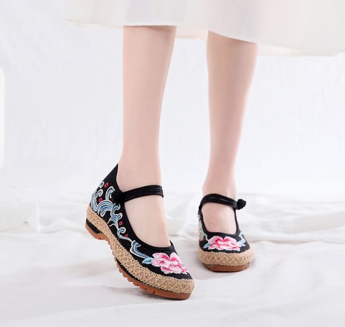 帆布女冬鞋厂家,品牌,图片,热帖